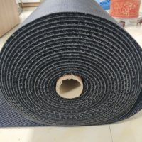 Tapis de bobine en PVC de style moderne avec support ferme fait à la machine Tapis de sol antidérapant