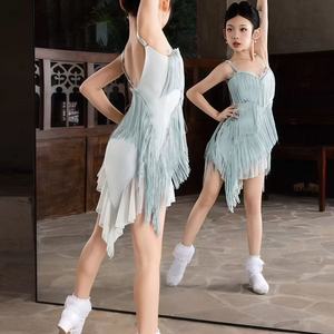 Robe de danse <span class=keywords><strong>latine</strong></span> salsa bleu clair à franges, justaucorps une pièce de jazz sans manches pour performance scénique, robe swing à franges pour filles - Product Image 3