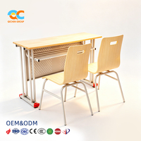 Ensemble de bureau et chaises doubles en bois massif robuste pour salle de formation et mobilier de classe, directement du fabricant, durable
