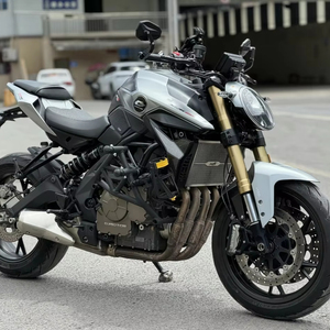 <span class=keywords><strong>Moto</strong></span> de rue haute performance QJMotor SRK600 600cc, refroidie par eau, adaptée aux pilotes expérimentés, parfaite pour la conduite en ville - Product Image 1