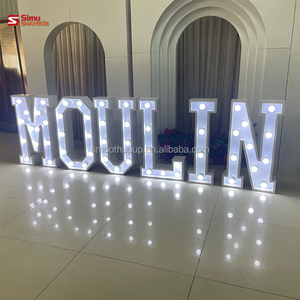 <span class=keywords><strong>Letras</strong></span> LED de 3 y 4 pies con la palabra MR&MRS para propuestas de matrimonio y eventos, de Wedding Factory - Product Image 6