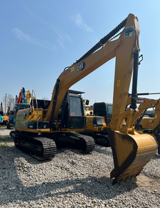 รถขุดตีนตะขาบและรถขุดล้อยางมือสอง Caterpillar 312GC ของแท้จากญี่ปุ่น น้ำหนัก 12 ตัน - Product Image 1