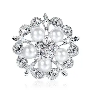 Good Quality Factory Directly Large Crystal Goldes Pearl Acrylic Flower Brooch