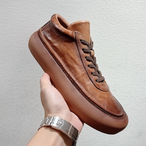 Chaussures de sport d'été en cuir véritable de <span class=keywords><strong>haute</strong></span> qualité Bottes à enfiler faites à la main décontractées plates personnalisées pour hommes - Product Image 1