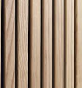 Paneles de Madera Maciza de Fresno con Diseño de Lamas (Acabado Lijado) - Product Image 1