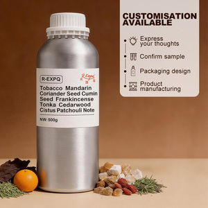 Aceite Esencial con Notas de Tabaco, Mandarina, Semilla de Cilantro, Semilla de Comino, Franquincienso, Tonka, Madera de Cedro, Cistus y Pachulí - Product Image 1
