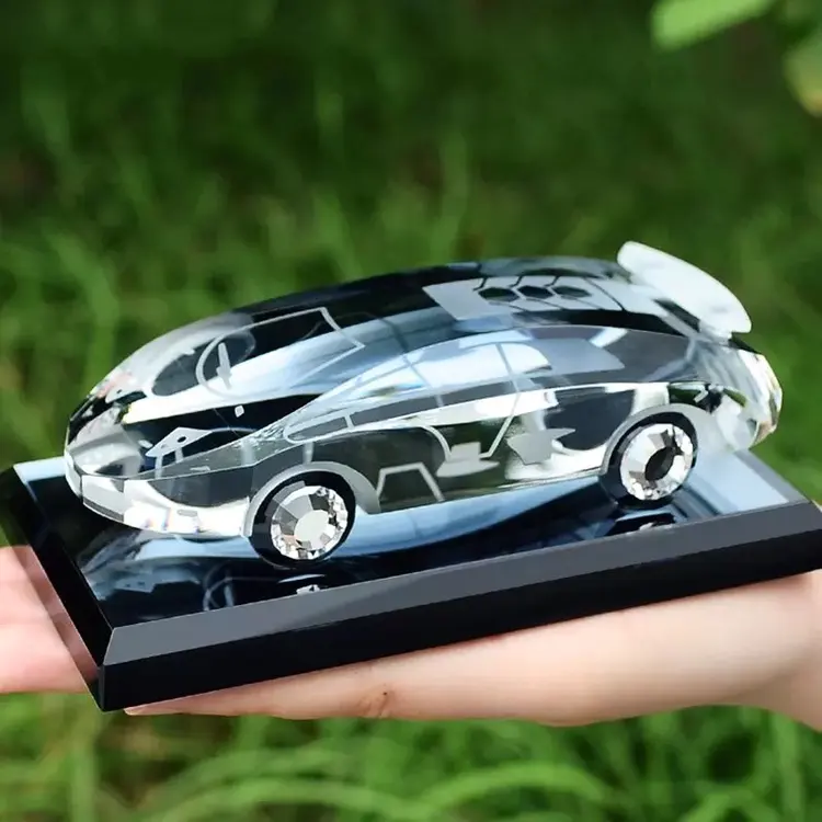 男性用ギフトアイテム用3D刻印昇華クリスタルカーモデル