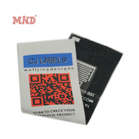 Etiquette de vêtement à coudre à la main avec logo personnalisé Etiquette tissée Rfid en coton biologique haute densité pour vêtements