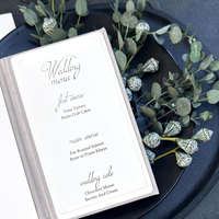 Menu de mariage minimaliste fait main en lin, dossier personnalisé, livres de menus de dîner modernes avec cartes imprimées et impression UV