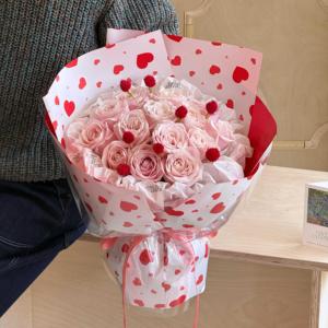 Nouveau Papier Plume - Papier d'Emballage Cœur Imperméable pour Fleurs, Matériel d'Emballage de Bouquets en Gros - Product Image 1