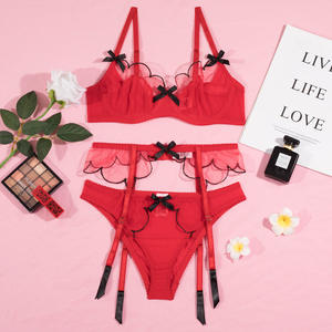 ODM/OEM yeni moda zıt renkler görmek lingsets setleri jartiyer kemer 3 parça kırmızı seksi sutyen ve kısa setleri - Product Image 6