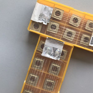 SOMX115506-UM MC1020 Insertos Cuadrados PVD Mitsubishi 30-45HRC 10 Piezas OEM para Torneado Externo de Carburo de Tungsteno Recubierto para Tornos CNC - Product Image 2