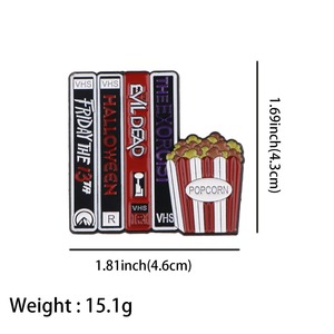 Pins esmaltados <span class=keywords><strong>de</strong></span> películas <span class=keywords><strong>de</strong></span> terror, broche <span class=keywords><strong>de</strong></span> cara <span class=keywords><strong>de</strong></span> fantasma aterrador, insignia <span class=keywords><strong>de</strong></span> solapa, regalo <span class=keywords><strong>de</strong></span> joyería para mochila y ropa <span class=keywords><strong>de</strong></span> Halloween - Product Image 3