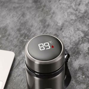 Bouteille isotherme intelligente en acier inoxydable 304 à double paroi avec affichage LED de la température – Vente en gros - Product Image 4