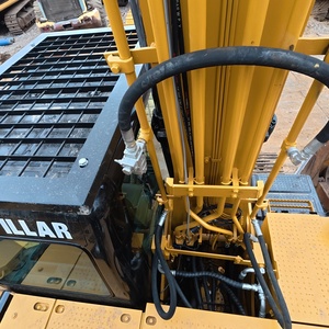 Excavatrice hydraulique sur chenilles Caterpillar de 15 tonnes, puissante et peu utilisée, pour les chantiers de construction - Product Image 6