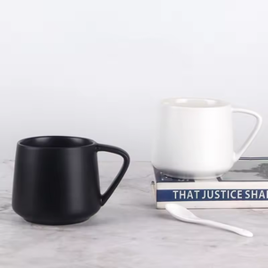 Tasses à café en céramique de grande capacité de haute qualité Logo personnalisé avec motif de couleur unie simple ajouté - Product Image 2