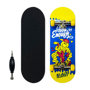Venta al por Mayor de Tablas de Skateboard Profesionales de 32 mm y 34 mm, Fabricadas en Madera de Arce con Fundición por Gravedad, Resistentes al Agua, Personalizadas, Mini Skateboards - Product Image 1