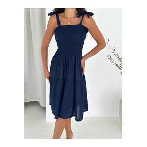 Robe bleu marine à volants pour femmes, bretelles flexibles, tissu en viscose confortable pour l'été, longueur 100 cm, grande taille - Product Image 3