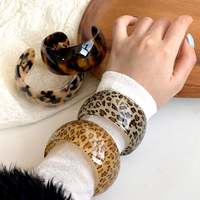 Bracelet Jonc Ouvert Personnalisé Femme Style Vintage Décontracté à Imprimé Léopard en Résine et Plaque d'Acétate, Idée Cadeau