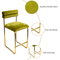 Tabouret de bar moderne à hauteur de comptoir en velours vert avec cadre en métal doré et repose-pieds