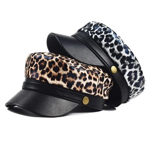 Chapeau béret vintage imprimé léopard pour femme en cuir PU Casquette plate - Product Image 1