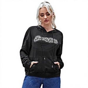 Sweat à capuche personnalisé en strass pour femme, en molleton de coton premium, avec cristaux étincelants, vêtement de mode streetwear - Product Image 1