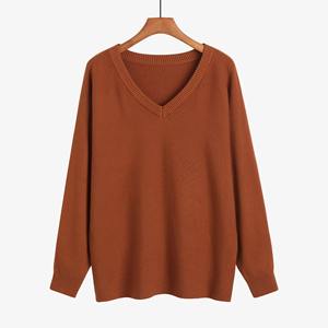 Maglione Pullover da Donna all'Ingrosso Personalizzato in <span class=keywords><strong>Cotone</strong></span> e Cachemire con <span class=keywords><strong>Scollo</strong></span> a <span class=keywords><strong>V</strong></span> e Maniche Lunghe, Maglia Invernale di Lana - Product Image 3