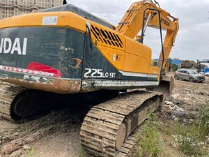 Excavadora Hyundai 225LC-9T Usada con Cucharón de Excavación y Componentes Principales del Motor en Venta - Product Image 3