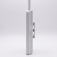 Point d'accès extérieur sans fil 1200 Mbps double bande 2,4 GHz et 5,8 GHz avec fonction de gestion cloud