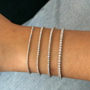 Chaîne de tennis 2MM |   Collier et bracelet tennis en acier inoxydable plaqué or 18K PVD avec zirconiums cubiques |   Imperméable, hypoallergénique et résistant au ternissement - Product Image 5
