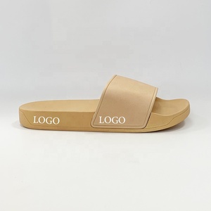 <span class=keywords><strong>Ciabatte</strong></span> da Spiaggia Casual in PVC con Personalizzazione in Rilievo, Infradito e Sandali Piatti in Gomma per Uomo - Product Image 3