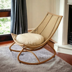 Nueva Silla Mecedora de Masaje Cómoda con Estructura de Bambú, Diseño Moderno para Uso Diario y Relajación - Product Image 1