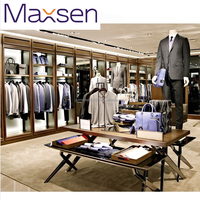 Mobilier de magasin de détail, présentoir de vêtements, magasin de vêtements pour hommes, éclairage LED, design d'intérieur, magasin de vêtements de marque
