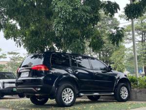 2013 auto usata <span class=keywords><strong>Mitsubishi</strong></span> Pajero 3.0L automatica a due ruote motrici di lusso in edizione - Product Image 6