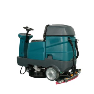 Autolaveuse autoportée avec moteur protégé IPX4 pour le nettoyage des sols gras dans les usines agroalimentaires, disponible en stock local - Product Image 4