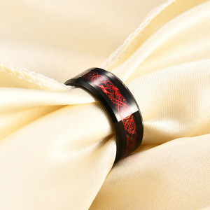 Bague en carbure de tungstène 8 mm avec incrustation de dragon noir, or et rouge, bijoux pour homme, cadeau - Product Image 4