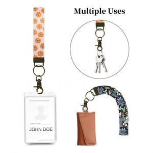 Lanière imprimée en polyester avec <span class=keywords><strong>porte</strong></span>-badge, <span class=keywords><strong>porte</strong></span>-clés en cuir, <span class=keywords><strong>porte</strong></span>-bouteille d'eau personnalisé avec <span class=keywords><strong>porte</strong></span>-badge - Product Image 6