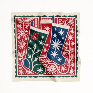 Grand foulard carré 90x90cm, motif chaîne inspiré des grandes marques, imprimé or, foulard en soie tendance pour femme, personnalisé - Product Image 1