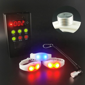 Bracelet vibrant à LED avec contrôle du temps, <span class=keywords><strong>programmable</strong></span> par ordinateur, personnalisable avec logo, pour parc et aire de jeux, avec fonction <span class=keywords><strong>minuterie</strong></span> - Product Image 4