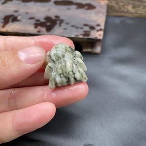 Wholesale Funny <b>Stuff</b> Araneid 3cm Crystal Spider Crystal Healing Craft Carvings Unique Family Gifts - Product Image 3