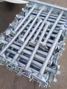 Échafaudage réglable en acier avec roues universelles, capacité de charge de 250 kg, pour usage industriel et construction hôtelière - Product Image 6