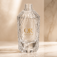 Flacons de parfum carrés transparents givrés de 100 ml avec bouchon magnétique personnalisé de luxe, avec vaporisateurs et boîtes d'emballage