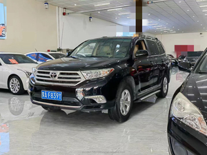 Véhicules japonais Toyota <span class=keywords><strong>Highlander</strong></span> 2.7L <span class=keywords><strong>5</strong></span> places, état d'origine, couleur noire, grand SUV, voiture d'occasion, année 2015 - Product Image 3