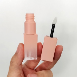 Tubes carrés personnalisés pour huile à lèvres et gloss, 3,0-6,0 ml, avec grande brosse, OEM ODM, tubes en plastique pour gloss et blush - Product Image 1