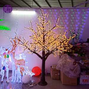 Fantástico Árbol de Flores de Cerezo LED, Flores Luminosas para Decoración de Calles en Navidad, IP65 Impermeable, Alimentado por Energía Solar - Product Image 5
