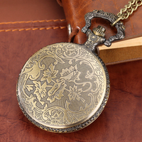 Montre de poche design Masque Anime Japonais Moderne avec chaîne de collier, Montre médaillon pendentif Steampunk en Bronze pour cadeau Cosplay