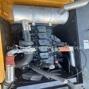 Excavatrice sur chenilles d'occasion Hyundai HX220HD de 22 tonnes, modèle 2023, équipée d'un moteur Cummins, en stock et prête à l'exportation - Product Image 5