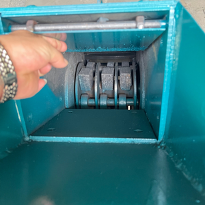 Xách tay mini động cơ diesel Máy Nghiền búa Máy Nghiền 200x300 quy mô nhỏ di động than thủy tinh vàng quặng đá Máy nghiền giá - Product Image 4