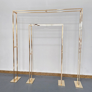 <span class=keywords><strong>Arche</strong></span> en fer forgé pour mariage <span class=keywords><strong>Arche</strong></span> dorée à double pôle Accessoires d'arrière-plan de mariage personnalisés en usine <span class=keywords><strong>Arche</strong></span> de décoration de ballons - Product Image 3