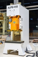 Presse de précision servo 110 tonnes Haute efficacité Presse d'estampage personnalisée Presse de puissance Machine de presse